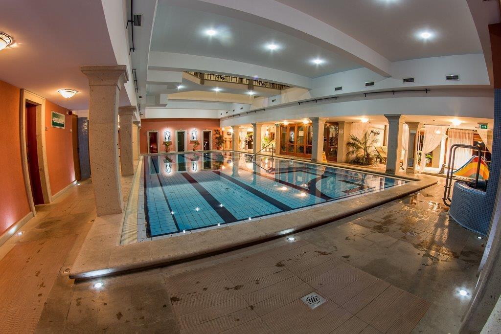 Egri Korona Borház és Wellness Hotel Demjén Exterior foto