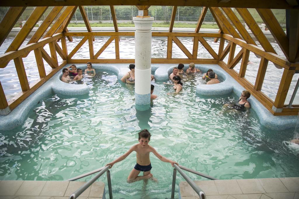 Egri Korona Borház és Wellness Hotel Demjén Exterior foto